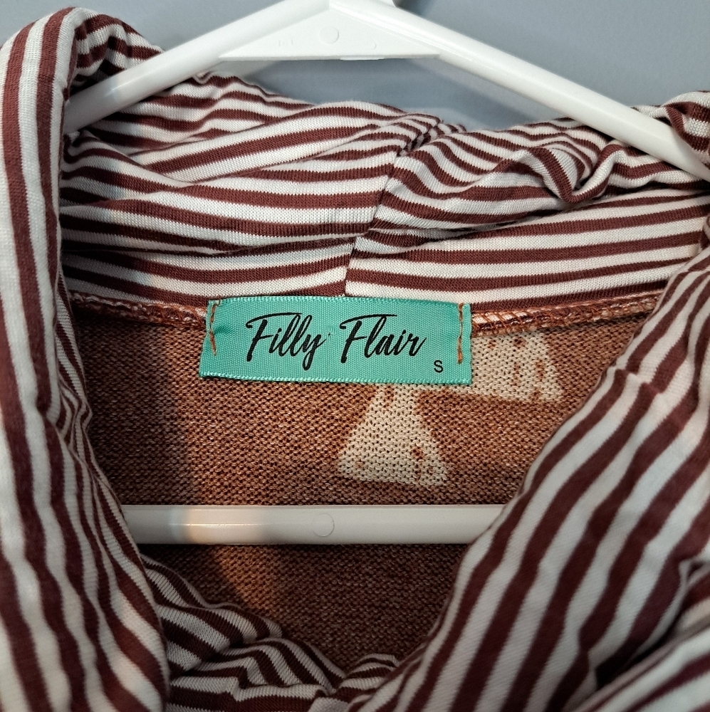 Filly Flair size small Turtle neck sweater - Picture 2 of 4